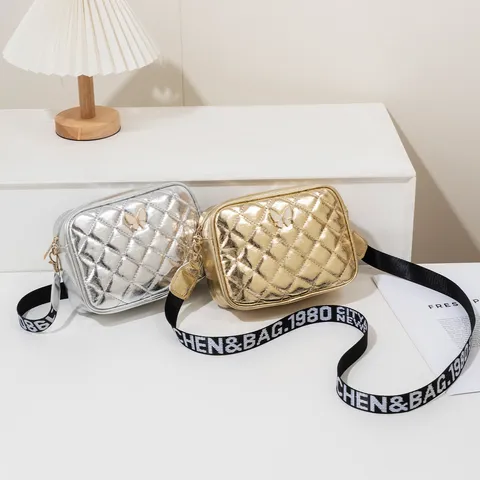 Women Quilted Camera Bag With Metal Butterfly Decor Fashion Wide Letter Strap PU Leather Crossbody Square Small Square Bag For Commute