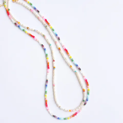 Set de Collar y Pulsera Bohemio con Perlas de Agua Dulce Naturales y Abalorios de Vidrio de Colores Chapado en Oro 18K