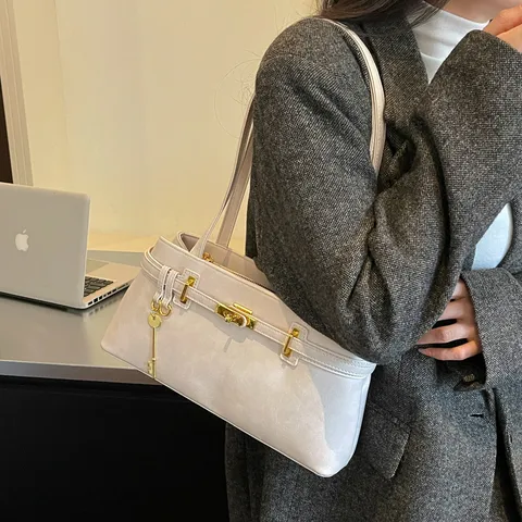 Grand Sac Cabas en Cuir PU pour Femme Décor de Verrouillage Classique Sac à Main à la Mode Sac à Épaule Bureau Décontracté