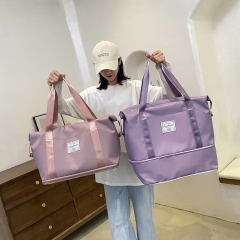 Foldable Travel Duffel Bag Waterproof Nylon Gym Luggage Bag Large Capacity Carry On Luggage Bag For Women And Men