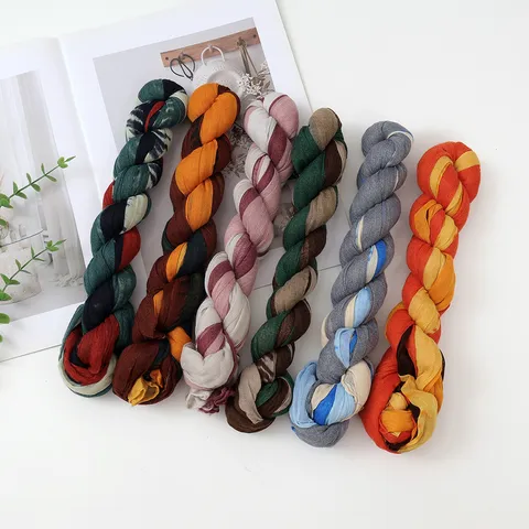 Women Gradient Pleated Scarf Polyester Tie-Dye Long Scarf Fashion Lightweight Shawl Pashmina Wrap For Autumn Winter Daily Wear