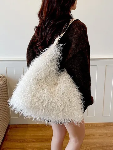 Women Plush Shoulder Bag Faux Fur Tote Bag For Autumn Winter Fashion Commuting Handbag Large Capacity Magnetic Buckle Soft Plush Purse