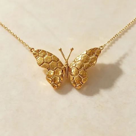 Vintage 18K Gold Plated Brass Honeycomb Hollow Movable Butterfly Pendant Necklace Middle Eastern Style Fashion Jewelry For Women