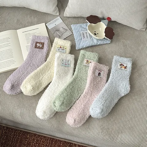 Dames Koraalvlies Verdikte Warme Vloersokken Gestreept Pluizige Slaapsokken Gezellige Huis Mid-Kuit Fluffy Winter Bed Sokken