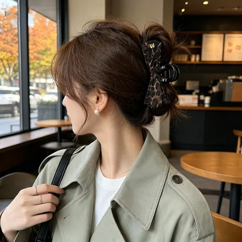 Pince Crabe Vintage Avec Nœud Multicouche Imprimé Léopard Élégante Pince à Cheveux en Tissu Floral Accessoires Cheveux Rétro