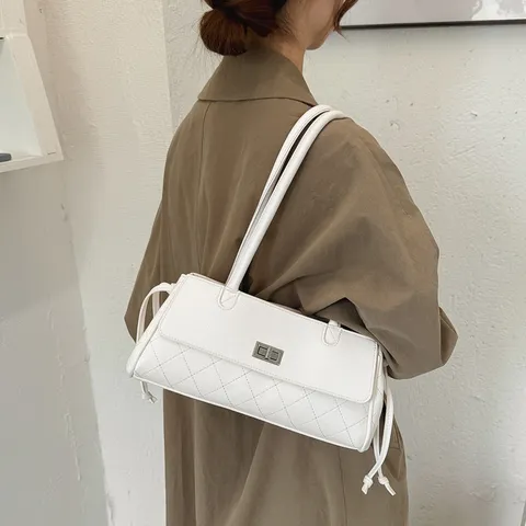 Fashion Women Quilted Underarm Bag Luxury PU Leather Shoulder Baguette Bag With Twist Lock Classic Diamond Pattern Handbag Casual Daily Commuter Bag
