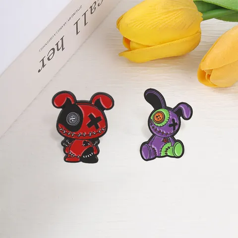 Broche de Metal de Conejo Cosido Dark Punk Insignia Gótica Muñeca de Parches Ojo de Botón Pin de Esmalte Accesorios de Ropa Para Mujeres Hombres