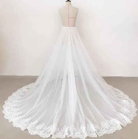 Traîne de Robe de Mariée Amovible en Tulle pour Femme Bordure en Dentelle Surjupe de Mariée Blanche Ivoire pour Photographie