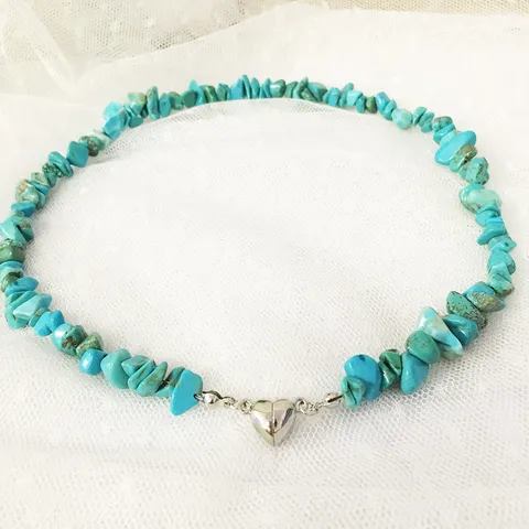 Natural Stone Heart Magnetic Clavicle Chain Necklace Irregular Gravel Beaded Ethnic Style Fashion Jewelry Gift For Women