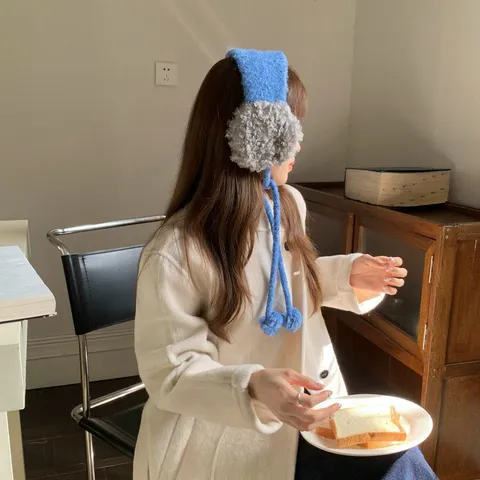 Dolci Paraorecchie in Lana d'Agnello per Donna Autunno Inverno Caldi Paraorecchie in Peluche con Palline di Pelo Appese Antivento