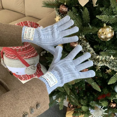 Women's Winter Cable Knit Gloves Soft Warm Wool Blend Knitted Mittens Touchscreen Fingerless Solid Color Versatile Autumn Winter Fashion Accessory