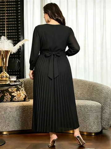 Damen Plus Size V-Ausschnitt Langarm Plissee Langes Kleid Elegantes Casual Spitze Spleißen Tailliertes Maxi-Kleid