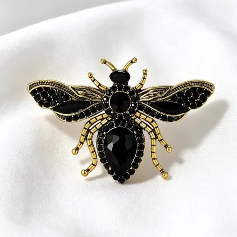 Elegant Alloy Flower Bouquet Brooch With Artificial Pearl And Rhinestone Decoration Fashion Leaf Pin For Women Jewelry Gift
