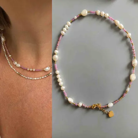 Collana Bohemienne con Perle d'Acqua Dolce Fatta a Mano per Donna Choker in Acciaio al Titanio Placcato Oro con Pendente a Cuore Gioielli da Spiaggia