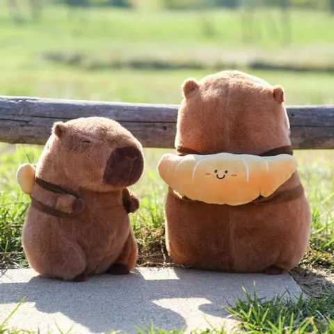 Adorable Peluche Capybara Animal avec Sac à Dos Pain Coussin Câlin Cartoon Doux Cadeau d'Anniversaire pour Enfants