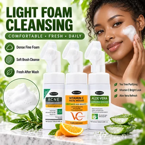 Mousse Detergente Viso Schiumogena Pulizia Profonda Idratante Con Estratti Vegetali Per Cura Quotidiana