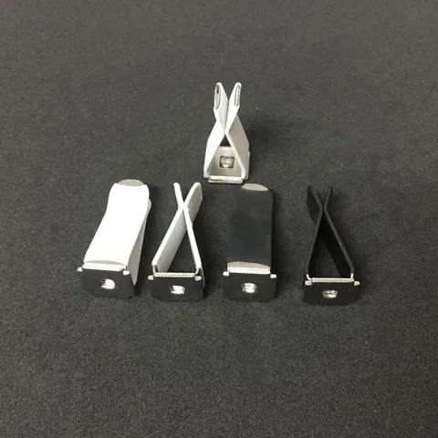 Universal Car Air Vent Clip Aromatherapy Diffuser Replacement Plastic Metal Slot Buckle Car Interior Accessories