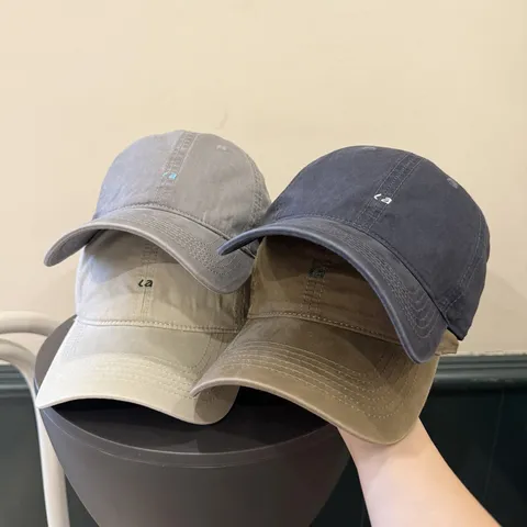 Casquette de Baseball Unisexe en Coton Brodé Lettre Décontracté Simple Lavé Chapeau Pare-soleil Réglable Respirant Extérieur Sport
