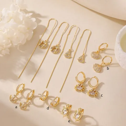 Orecchini a Cerchio in Rame e Zirconia Tema Oceano per Donna Placcati in Oro Granchio Conchiglia Stella Marina Tartaruga Ancora Gioielli