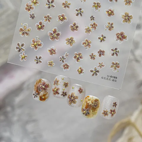 Retro Maillard Brown Flower Nail Sticker Heart Pattern Rhinestone Decoration Gold Foil Accents Elegant Manicure Decor For Women