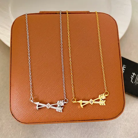 Fashion Copper Cupid's Arrow Pendant Necklace Micro Pave Rhinestone Gold Silver Plated Cross Arrow Choker Jewelry For Women Daily Light Luxury Gift