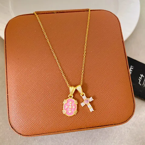 Copper Gold Plated Cross Pendant Necklace Personalized Luxury Micro Set Zirconia Fashion Jewelry For Women Banquet Daily Gift