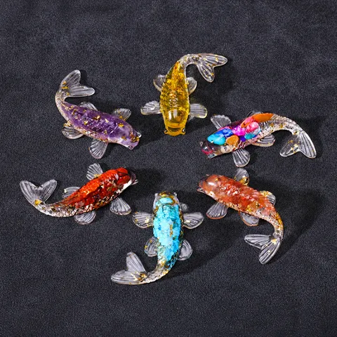 Pietra Grezza Naturale Resina Epossidica Cristallo Pesce Koi Statuetta Cruscotto Auto Scrivania Ornament Regalo Artigianato