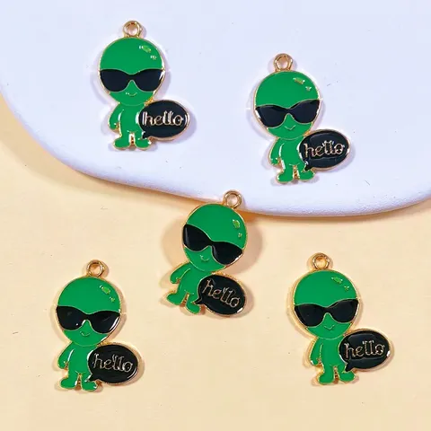 Cartoon Green Alien Alloy Enamel Charm Pendant With Hello Speech Bubble Sunglasses Design For DIY Earrings Keychain Jewelry Making Accessories