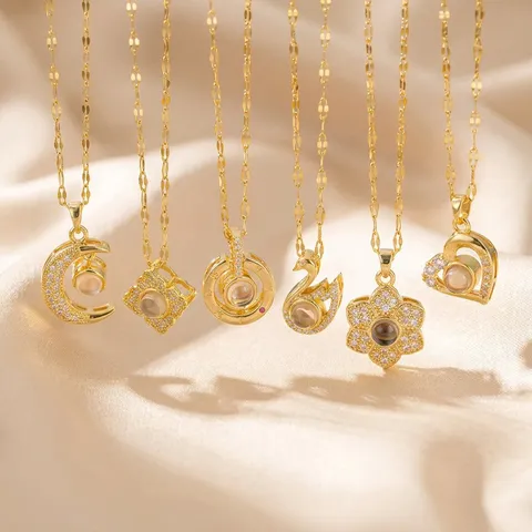 Luxury Copper Zirconia Projection Moon Heart Swan Pendant Necklace Gold Plated Clavicle Chain For Women Daily Jewelry Gift