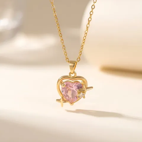 Collier pour Femmes Style Coréen avec Pendentif Cœur en Zirconia Rose Étoile Scintillante en Cuivre Plaqué Or Bijou Doux