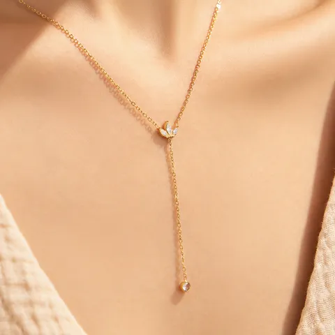 Stainless Steel Zirconia Four-Leaf Flower Pendant Necklace For Women Gold Plated Minimalist Chic Y-Shape Drop Necklace Jewelry