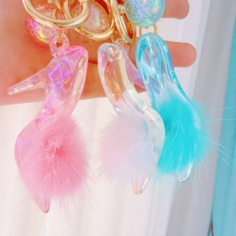 Fashion Acrylic Crystal High Heel Shoe Keychain With Faux Fur Ball Princess Pendant Gift For Women Girls Bag Charm Accessory