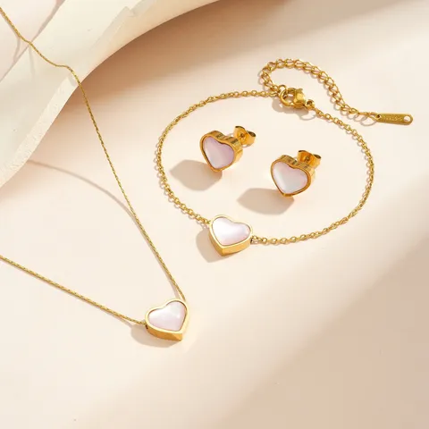 Titanstahl Herz Künstliche Perle Einlage Halskette Armband Ohrringe Set Süße Bunte Muschel Herz Anhänger Schlüsselbein Kette Schmuck Für Damen Geschenk
