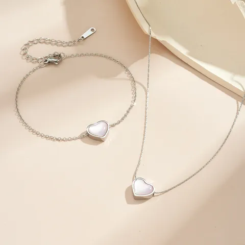 Titanstahl Herz Künstliche Perle Einlage Halskette Armband Ohrringe Set Süße Bunte Muschel Herz Anhänger Schlüsselbein Kette Schmuck Für Damen Geschenk