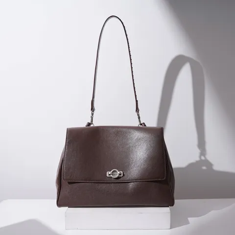 Women's Genuine Leather Shoulder Bag Large Capacity Messenger Bag British Style Woven Underarm Bag Commuter Backpack