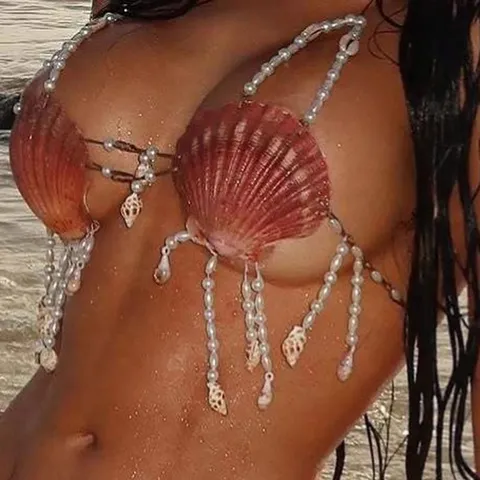 Sexy Natural Shell Artificial Pearl Body Chain Bra Top For Women Vacation Beach Party Beaded Halter Neck Crop Top Jewelry