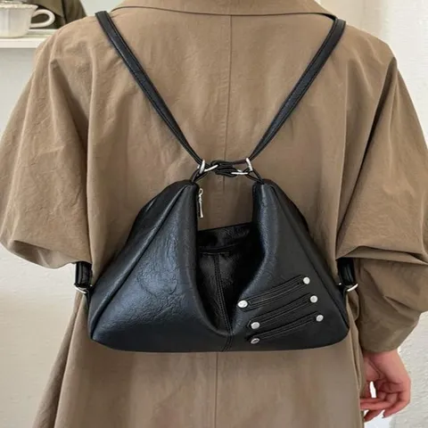 Vintage Bruin PU Leer Schoudertas Voor Vrouwen Rugzak Klinknagel Crossbody Tas Ster Hanger Mode Woon-werkverkeer Reistas