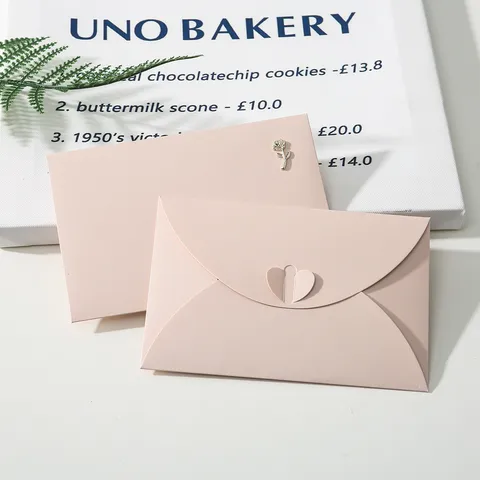 Ensemble de Papier à Lettres et Enveloppes Rose Bronzage avec Ruban Rose Métallique pour Cadeau de Saint-Valentin Mariage