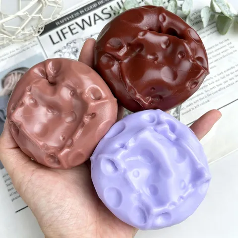 Ρεαλιστικό Παιχνίδι Squishy Τυρί Μαλακό TPR Ανακούφιση από το Στρες Fidget Squeeze Ball για Γραφείο Σπίτι Ενήλικες Αισθητηριακό Παιχνίδι
