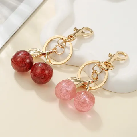 Porte-clés Cerise Mignon Résine Paillettes Fruit Breloque de Sac Métal Doré Pendentif Anneau de Clés Accessoires pour Femmes