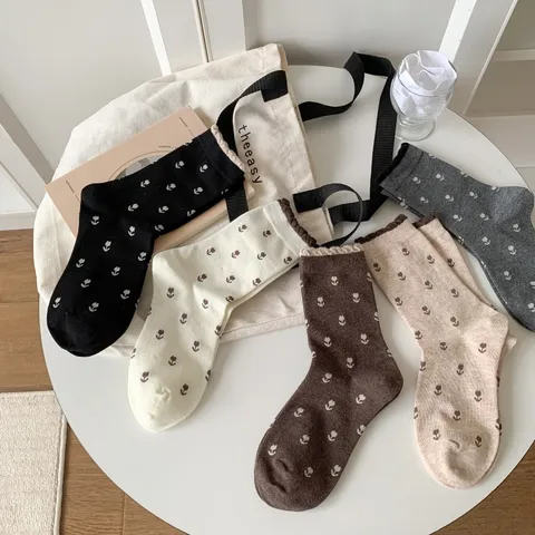 Women Slouch Socks Japanese Style Floral Ruffle Trim Breathable Sweat Absorbent Polyester Mid Tube Socks