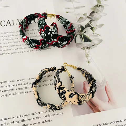 Retro Fabric Printed Circular Earrings European American Minimalist Geometric Chic Fashion Design Versatile Women Jewelry