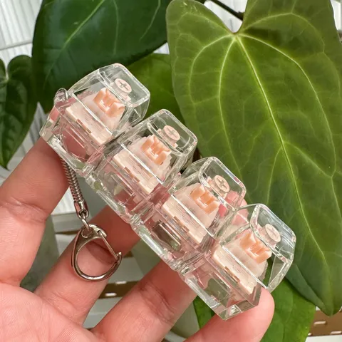 Porte-Clés Jouet Anti-Stress Transparent pour Interrupteur de Clavier Mécanique PC Clair Dissipateur de Stress