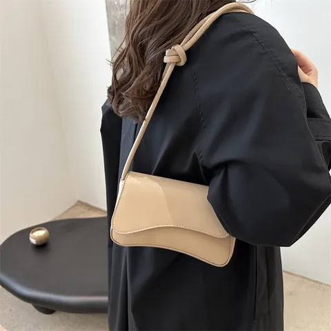 Sac à Bandoulière en Cuir PU Décontracté pour Femmes Sac Sous les Bras Couleur Unie Sac à Main Minimaliste