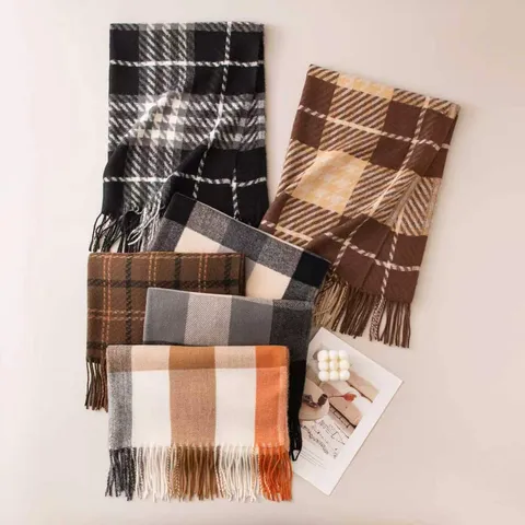 Écharpe à Carreaux Douce avec Glands pour Femme Polyester Imitation Cachemire Châle Chaud d'Hiver Accessoire Classique Quotidien