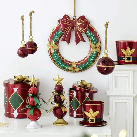 Juego de Decoración Navideña de Hierro Rojo Burdeos Campana Metálica Adorno Colgante Estrella Calada Caja de Regalo Corona Decoración Árbol de Navidad Hogar Fiesta