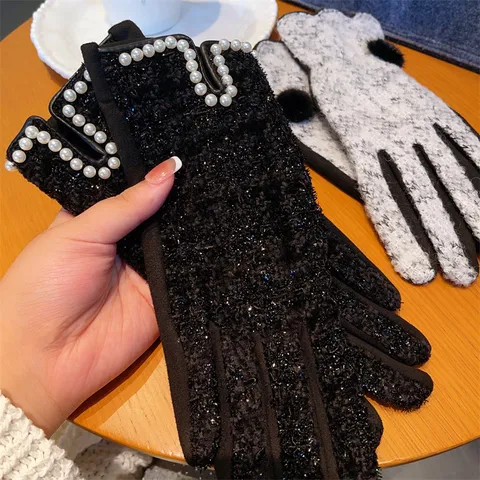 Elegante Dames Tweed Warme Handschoenen Touchscreen Winterhandschoenen Met Kunstparels Schulprand En Nertsbontbal Decoratie