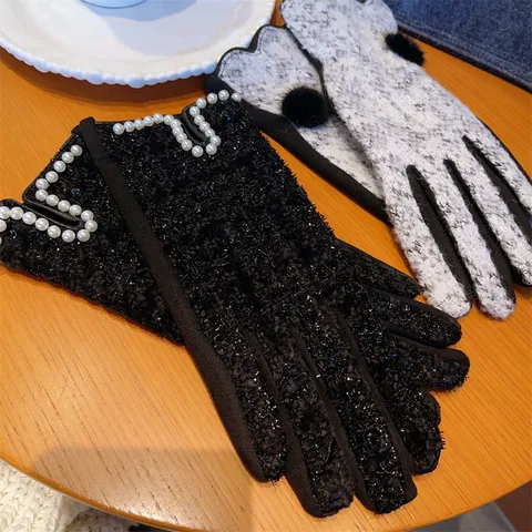 Elegante Dames Tweed Warme Handschoenen Touchscreen Winterhandschoenen Met Kunstparels Schulprand En Nertsbontbal Decoratie