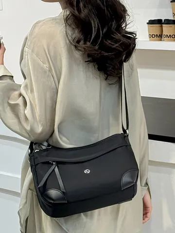 Women Large Capacity Waterproof Nylon Oxford Crossbody Bag Casual Travel Shoulder Bag Urban Minimalist Commute Handbag