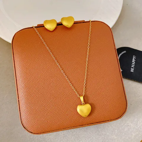 18K Gold Plated Titanium Steel Heart Pendant Necklace And Stud Earrings For Women Minimalist Smooth Surface Jewelry Set Gift